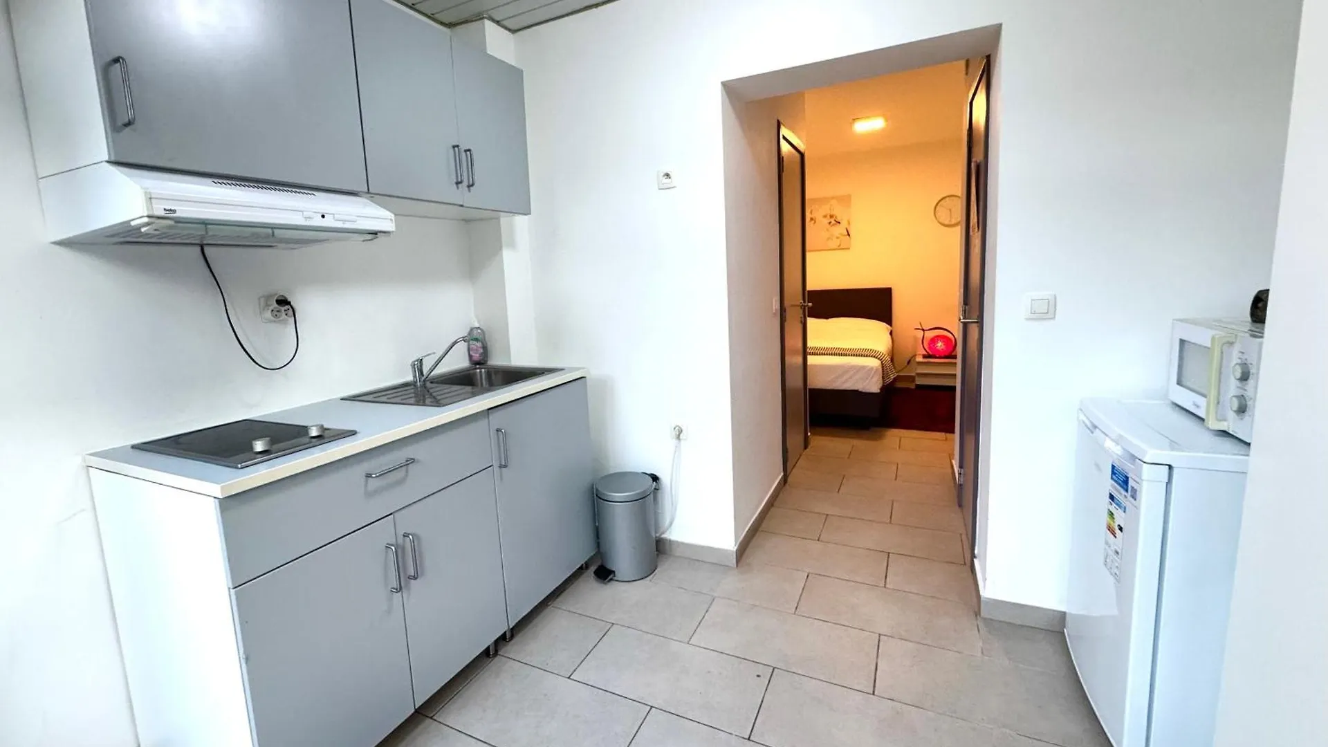 Appartement Cosy A Bruxelles Metro Vandervelde Apartment