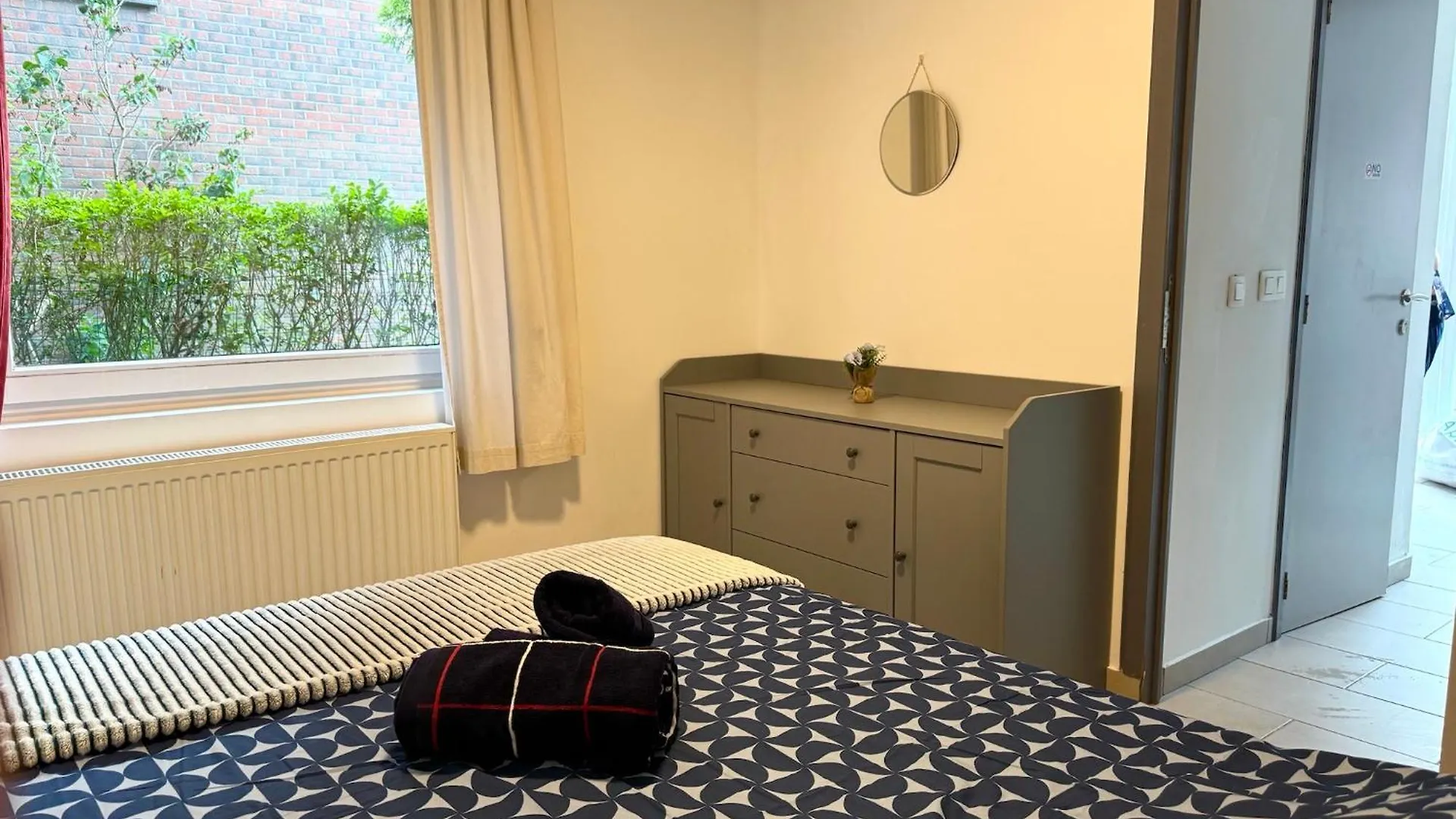 Apartment Appartement Cosy A Bruxelles Metro Vandervelde