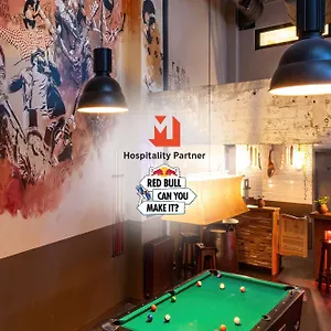 3* ホテル Meininger Bruxelles Center