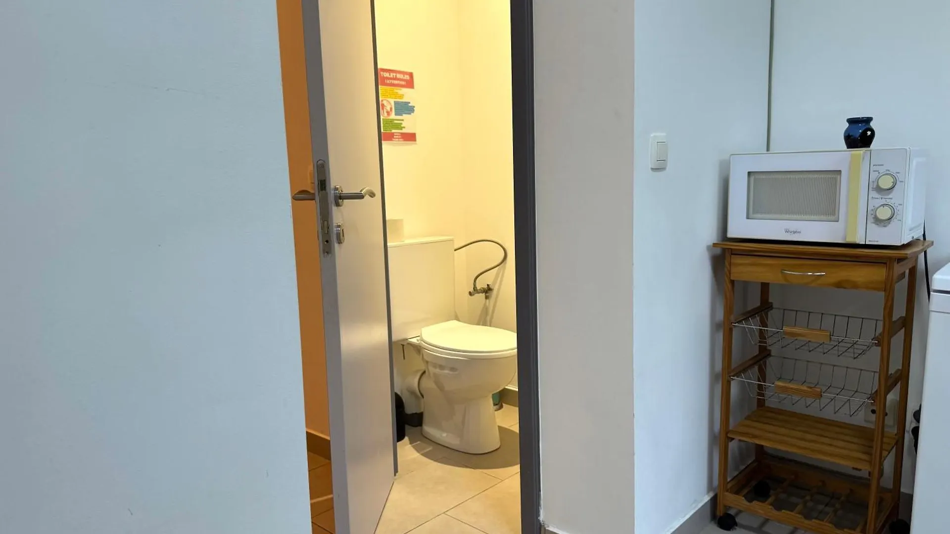 Apartment Appartement Cosy A Bruxelles Metro Vandervelde