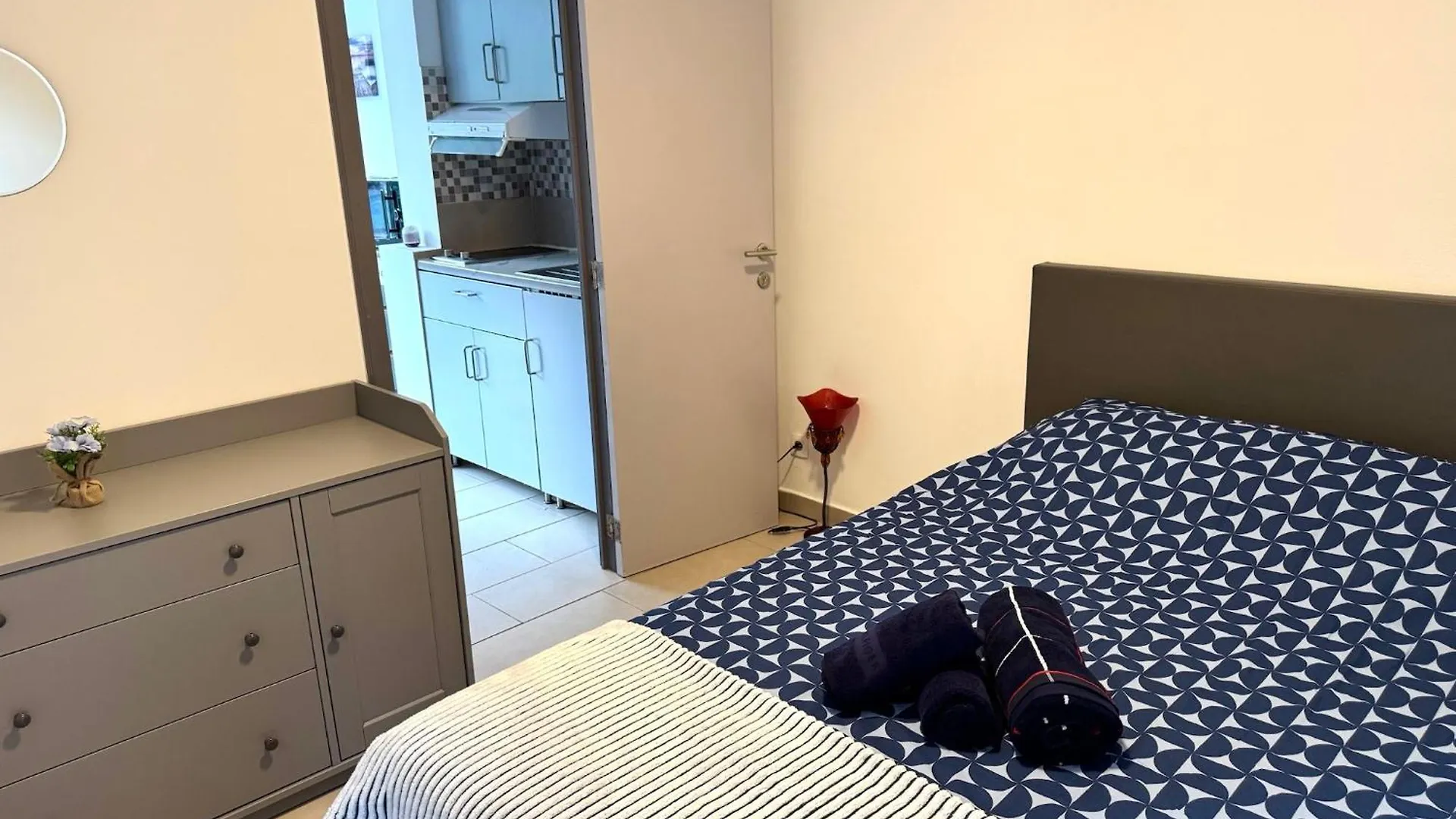 Appartement Cosy A Bruxelles Metro Vandervelde location